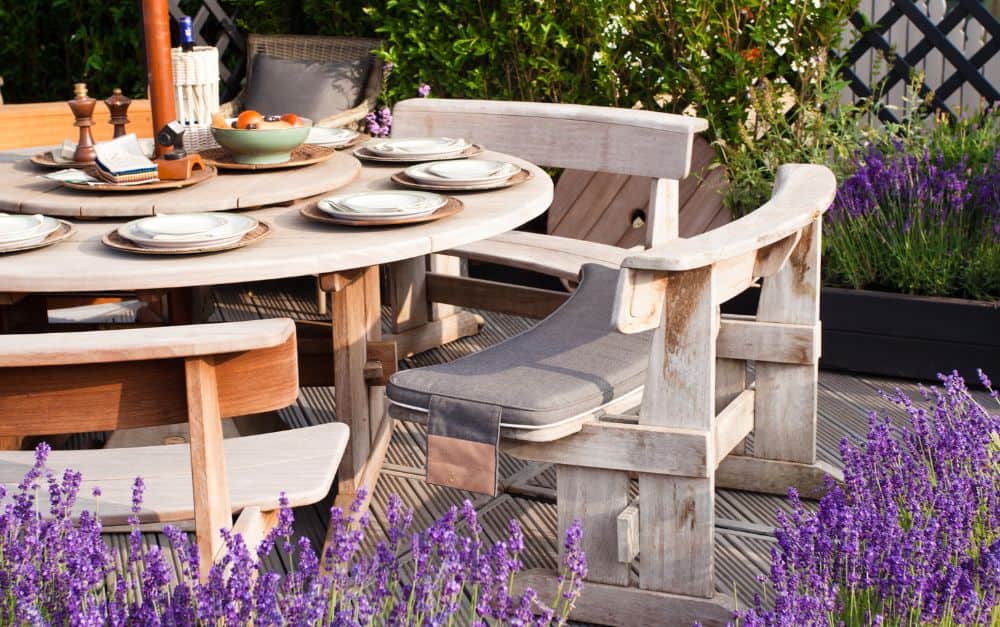 cottage dining area